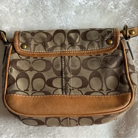 Coach Brown Tan Crossbody Bag - Picture 3 of 16